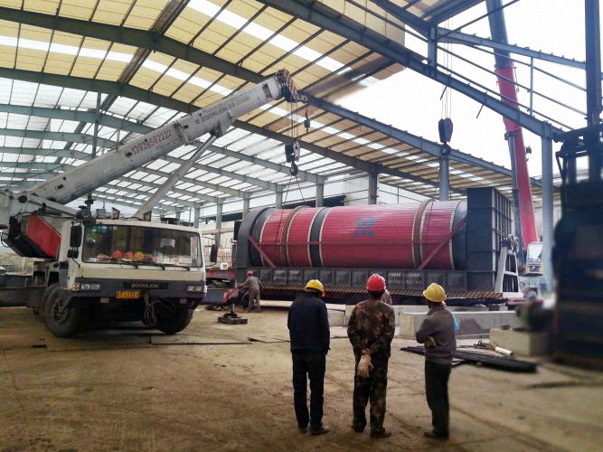 環(huán)?？萍季诸I(lǐng)導(dǎo)考察真節(jié)能烘干機(jī)